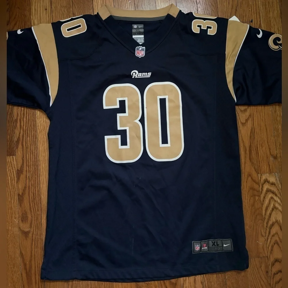 Nike Todd Gurley ll Los Angeles, Rams, vintage NFL football jersey size youth XL
